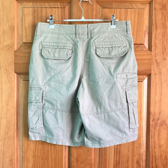 Men’s 30 inch waist George khaki casual shorts with lots of pockets - Picture 4 of 10